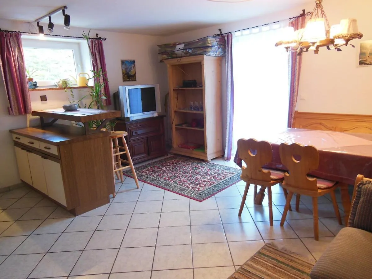 Appartement Im Souterrain Mit Terrasse بيسخوفسويسن